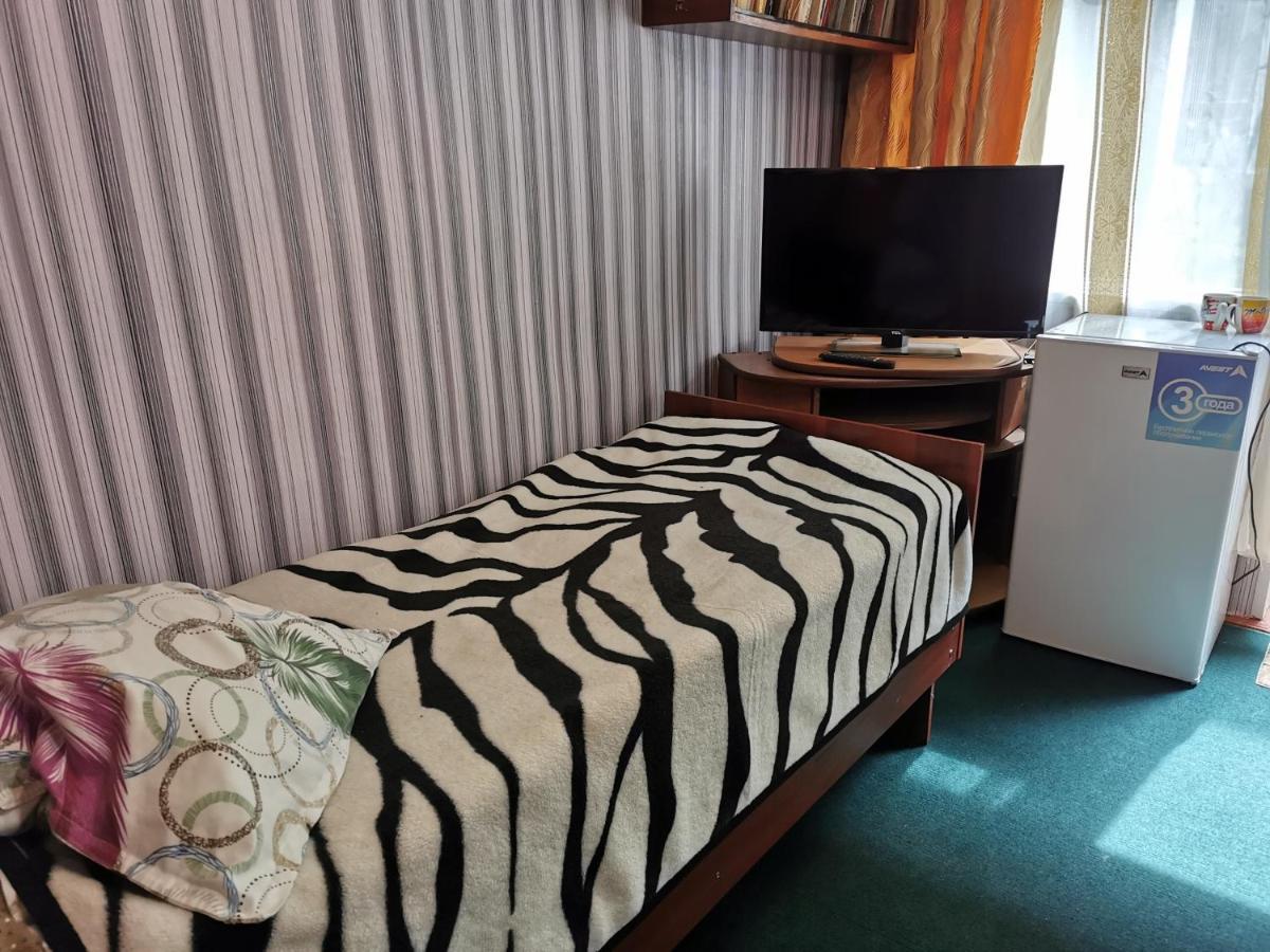 Petrovskaya Pristan 2 Hotel Чолпон-Ата Екстериор снимка