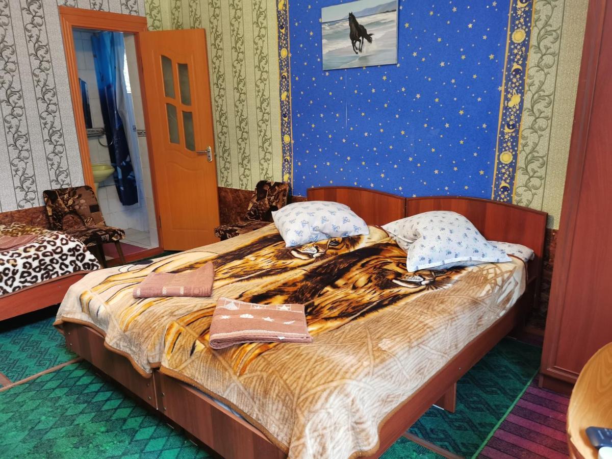 Petrovskaya Pristan 2 Hotel Чолпон-Ата Екстериор снимка