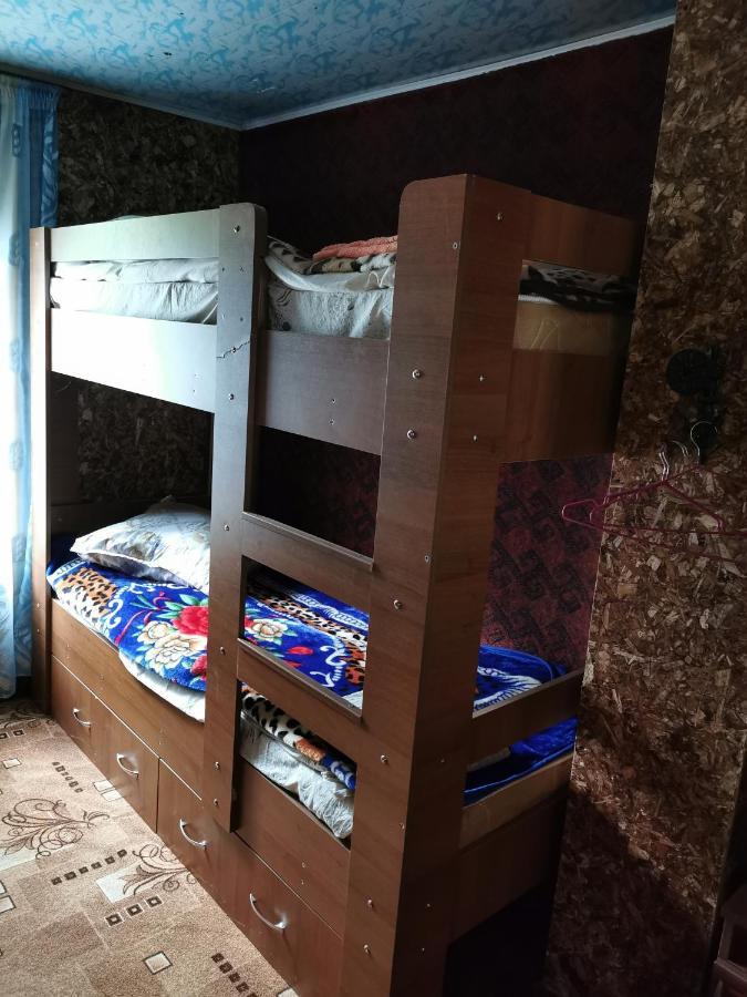 Petrovskaya Pristan 2 Hotel Чолпон-Ата Екстериор снимка