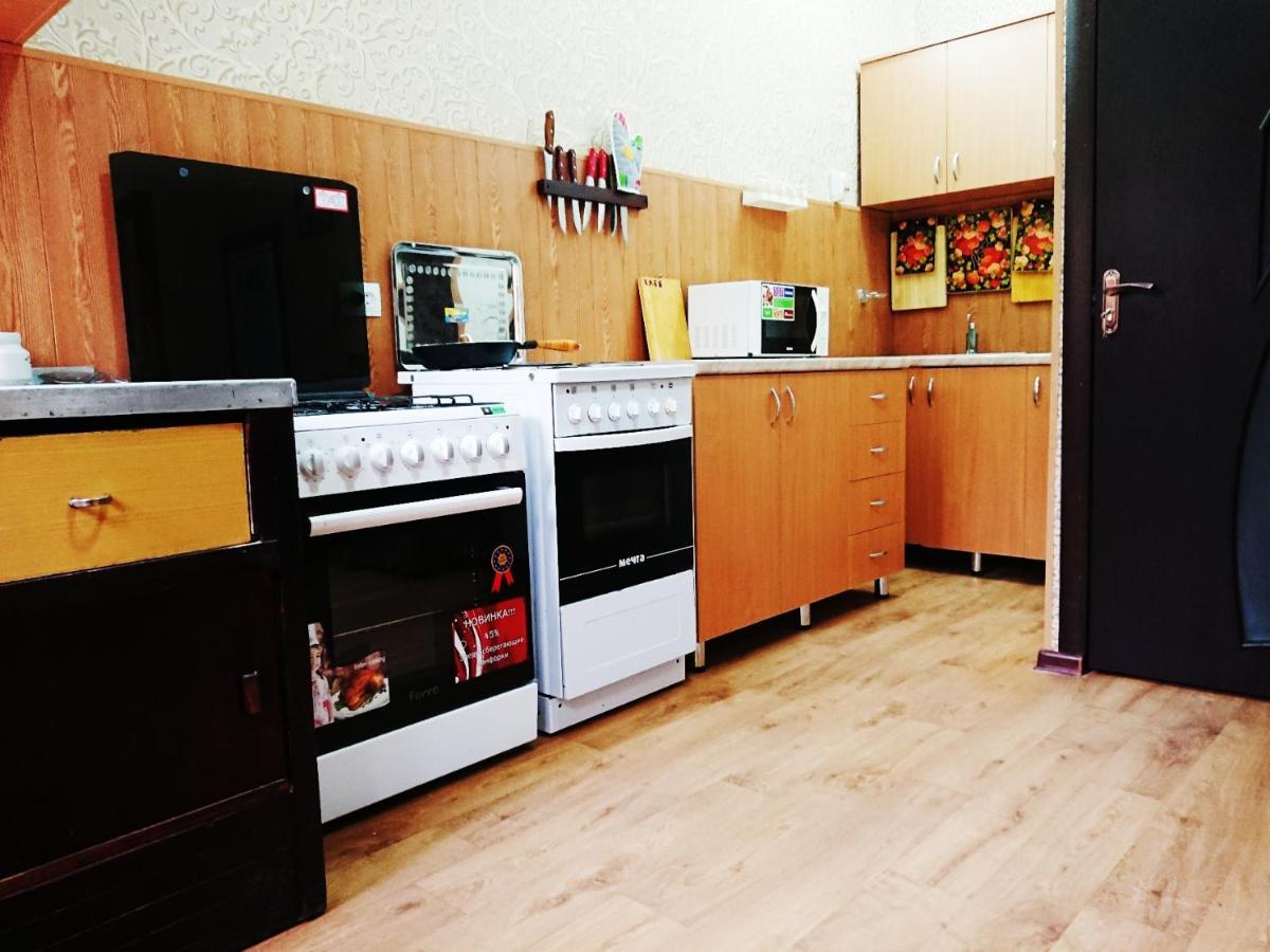 Petrovskaya Pristan 2 Hotel Чолпон-Ата Екстериор снимка