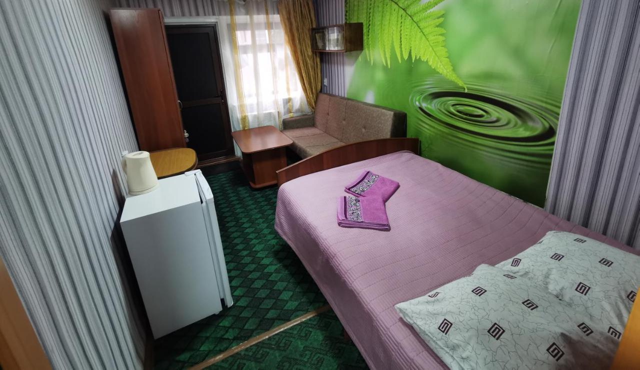 Petrovskaya Pristan 2 Hotel Чолпон-Ата Екстериор снимка