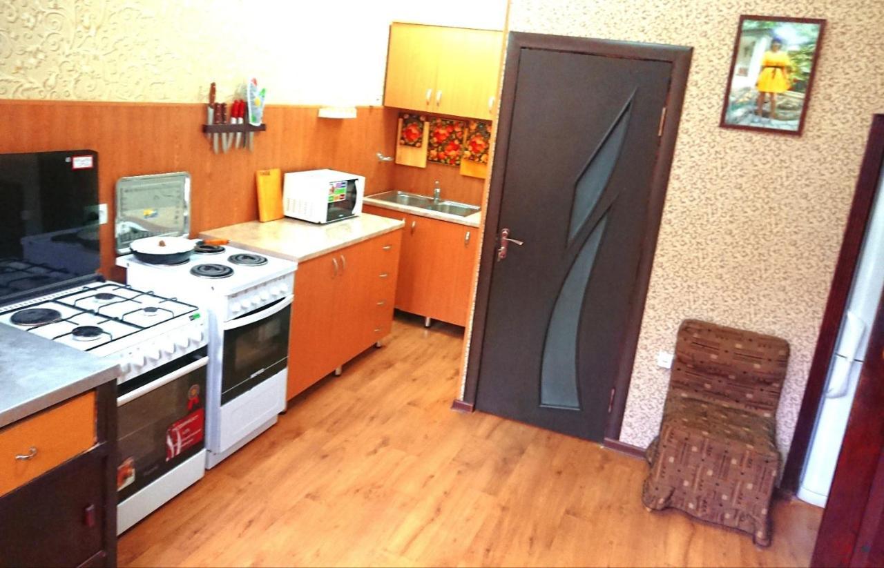 Petrovskaya Pristan 2 Hotel Чолпон-Ата Екстериор снимка