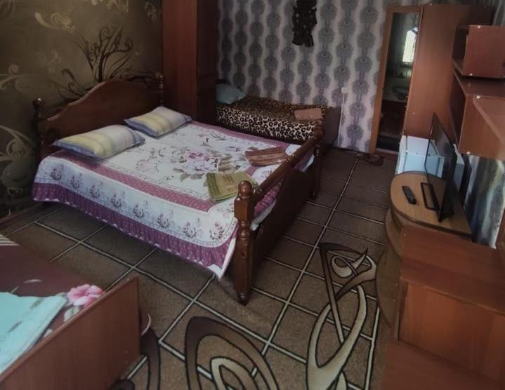 Petrovskaya Pristan 2 Hotel Чолпон-Ата Екстериор снимка